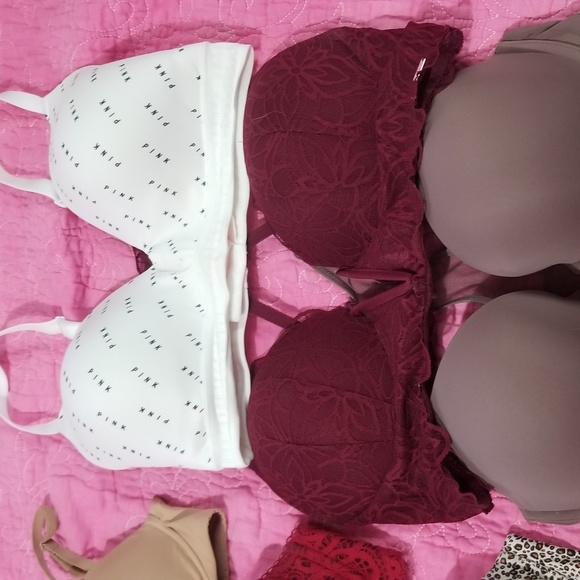 Victoria Secret and PINK bras - Picture 3 of 7